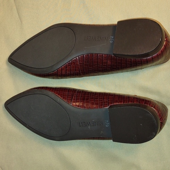 Nine West Croc Print Leather Flats Size: 6 1/2  NWOT - Picture 6 of 10